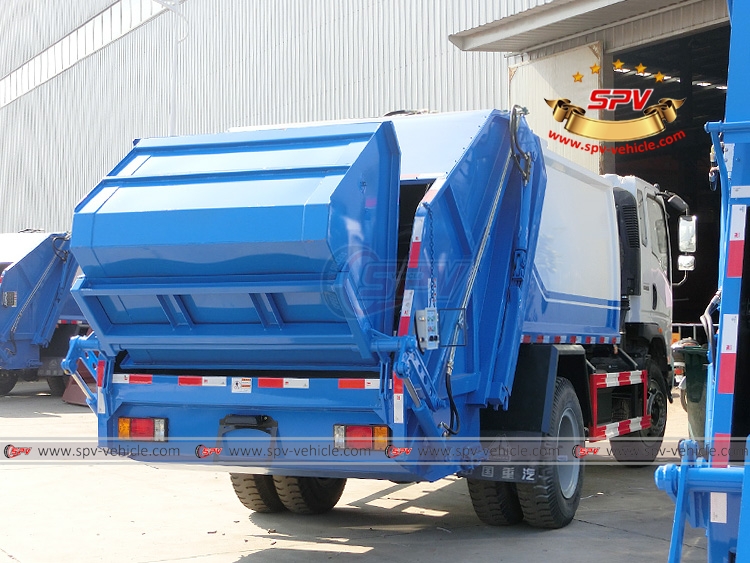 8 CMB Compactor Garbage Truck Sinotruk - RB 8 CMB Compactor Garbage Truck Sinotruk - RB